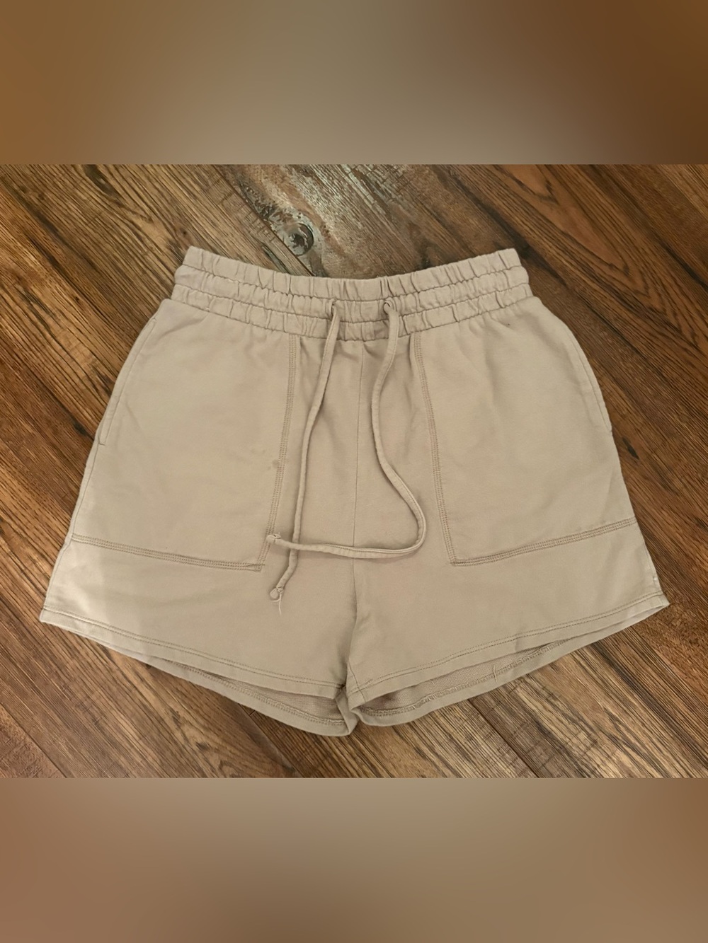 Zenana Khaki Elastic Waist Athletic Shorts Size M
